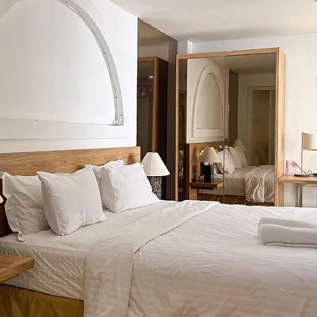 Green Leaf Villa - 1 Bedroom Pool Villa With Minimum Stay 2 Nights